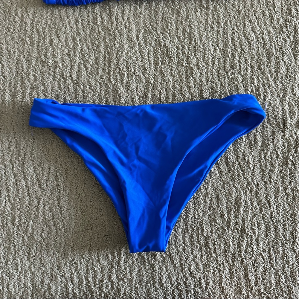Blue Bikini Set - Picture 3 of 5